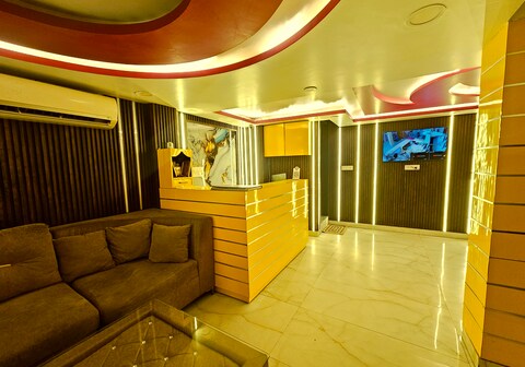 Jupiter BnB Near IGI Airport