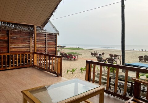 Duck N Chill Beach Resort