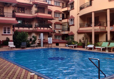 Saldana Kyle Gardens Luxury Apartment