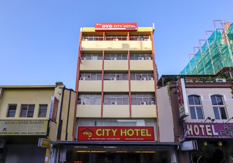 Super OYO 761 City Hotel