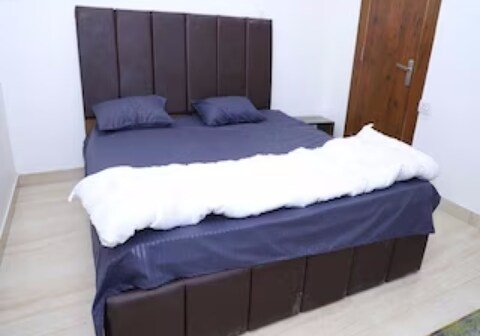 Hotel O The Secret King Guest House