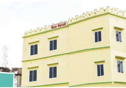 Sun Hotel