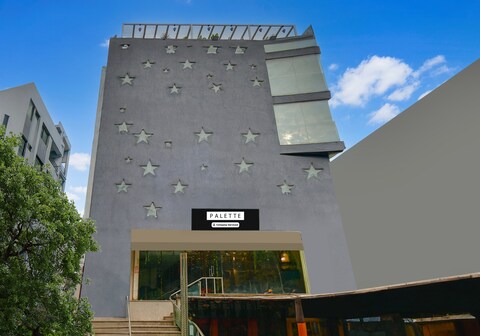 Palette Sapphire Star Chappan Market