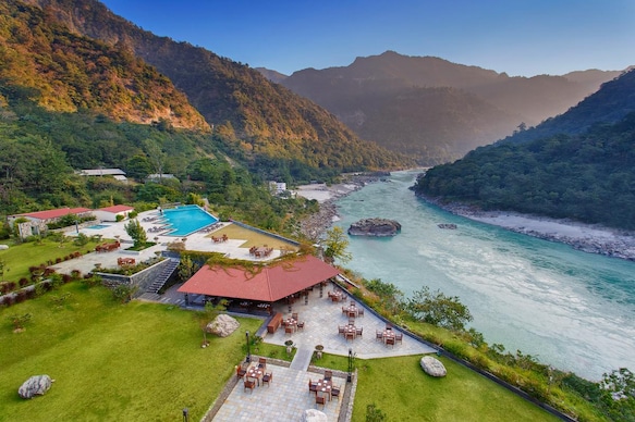 Aloha on the Ganges By Leisure Hotels