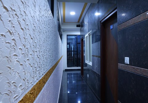 Hotel grand Vista near Int Airport bangalore