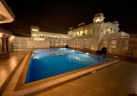 Dowlat Villas Palace The heritage