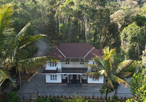 Spice Legoon Homestay