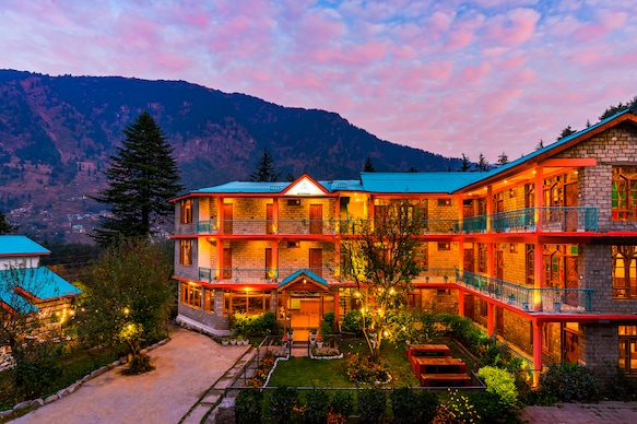 Zen Manali by Keekoo Stays (5 mins walking to Hadimba Temple)