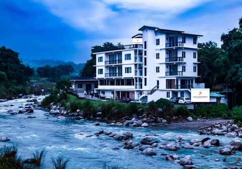 Hotel River Retreat - Near Dharamshala Airport