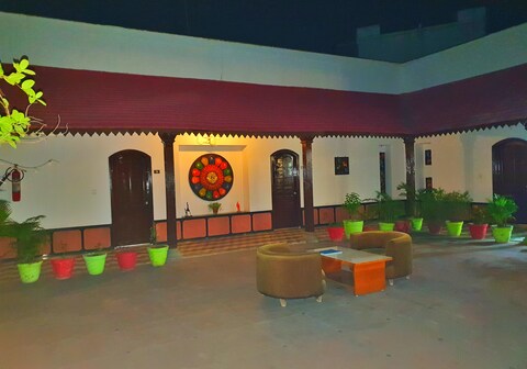 Hotel Suman City ( by Ykx Residencies )