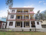 OYO 24695 Hotel Comfort Inn, Chamba Himachal OYO 24695 Hotel Comfort Inn, Chamba Himachal