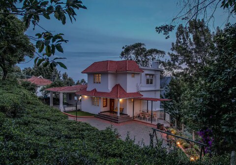 Samarakshitha The Villa with Valley Views