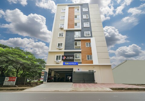 FabHotel Joy Stayz - Nr Yashoda Hospital, Hitech City