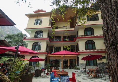 The Rainbow Inn and Cafe