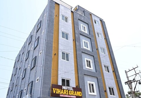 HOTEL VIHARI GROUPS