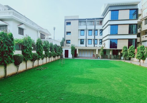 Sanskriti Hotel