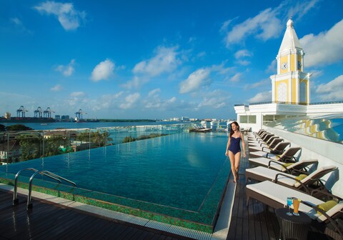 Fragrant Nature Kochi - A Five Star Classified Hotel