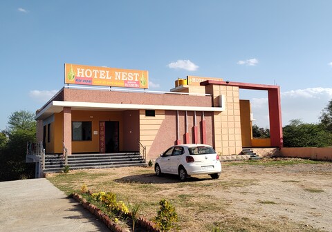 Hotel Nest