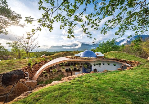 SaffronStays | AsanjA Titaly