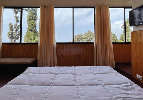 Russell Homestay || Free parking