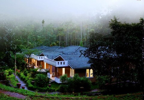 Lakkidi Village Resort