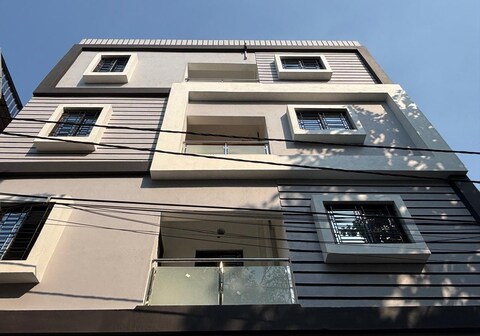 StayEasy Rosewood Haven