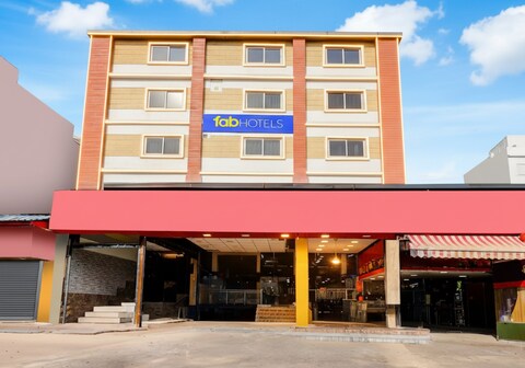 Fabhotel vijaywada near to vijaywada junction railway station