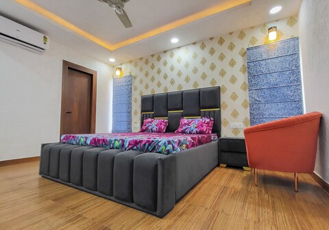 Elysian Farm with Pool @ Noida by Vacationbuddy