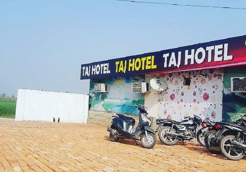 Hotel Taj Guest House
