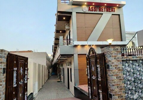 Hotel Assi Retreat