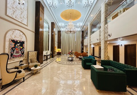 HOTEL P&S VINDHYA