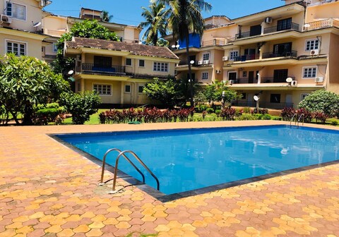 Sandys Service Apartment