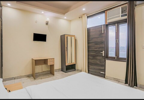 Hotel Raj Residency Govindpuri