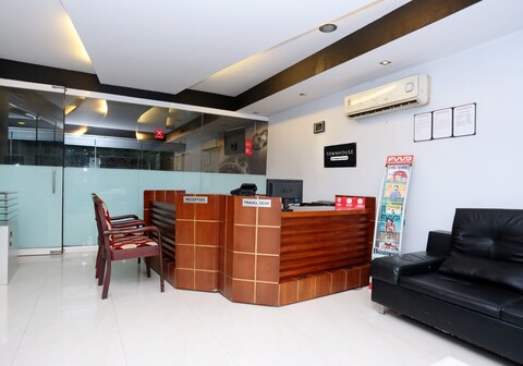 Super Townhouse Malabar Illam Kochi