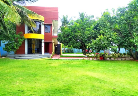 ecr resort pleasant stay farmhouse