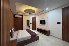 Hotel sky Sec 89, Gurgaon Hotel sky Sec 89, Gurgaon