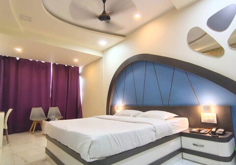 Grand Inn, Ratnagiri