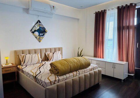 Sky-High Aravalli Oasis : 3BR Luxe w/ scenic views
