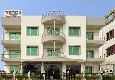 Trend Inn Beach Resort