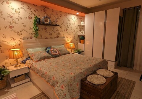 Diamond Mansion Apartments @Golf Course Road