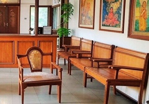 Hotel Asha