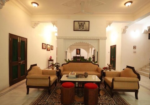 Mahendra Niwas - A heritage Stay
