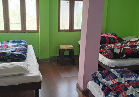 sri kedar hotel & restaurant