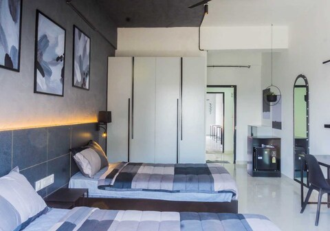 Collection O Local Square | Whitefield