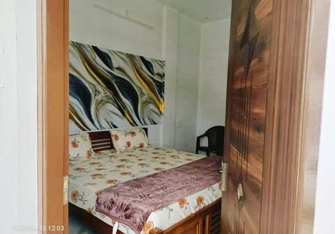 DARBY HOMESTAY
