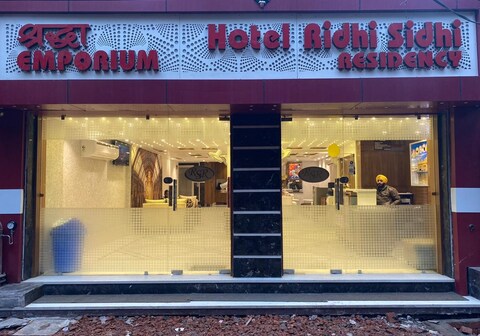 Hotel Ridhi Sidhi Residency