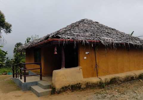 Mud house kanthalloor sunflower