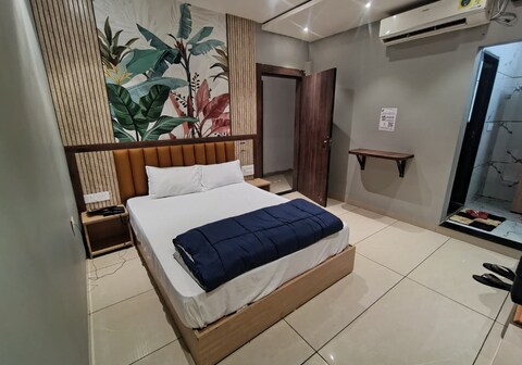Sukoon Hotel & Restaurant