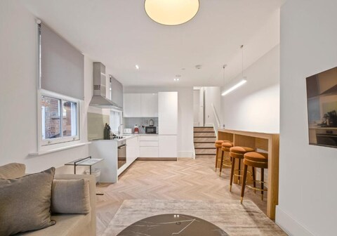 Victoria House by Q Apartments