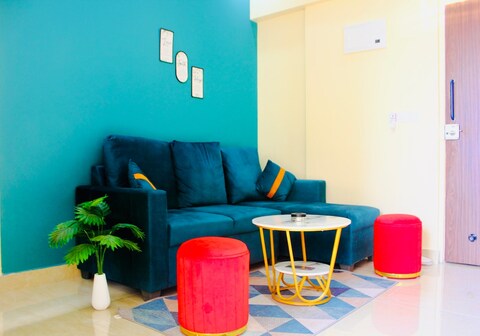 SkyVista City View Apartment